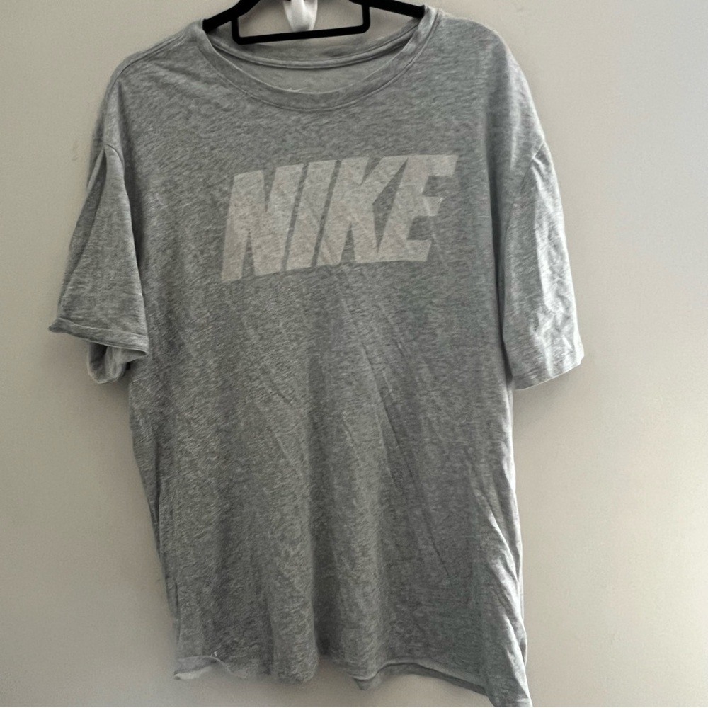 Nike Gray Short Sleeve Tee Athletic Style
